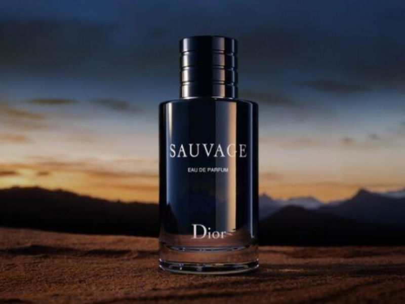 Dior sauvage perfume bottle men fragrance